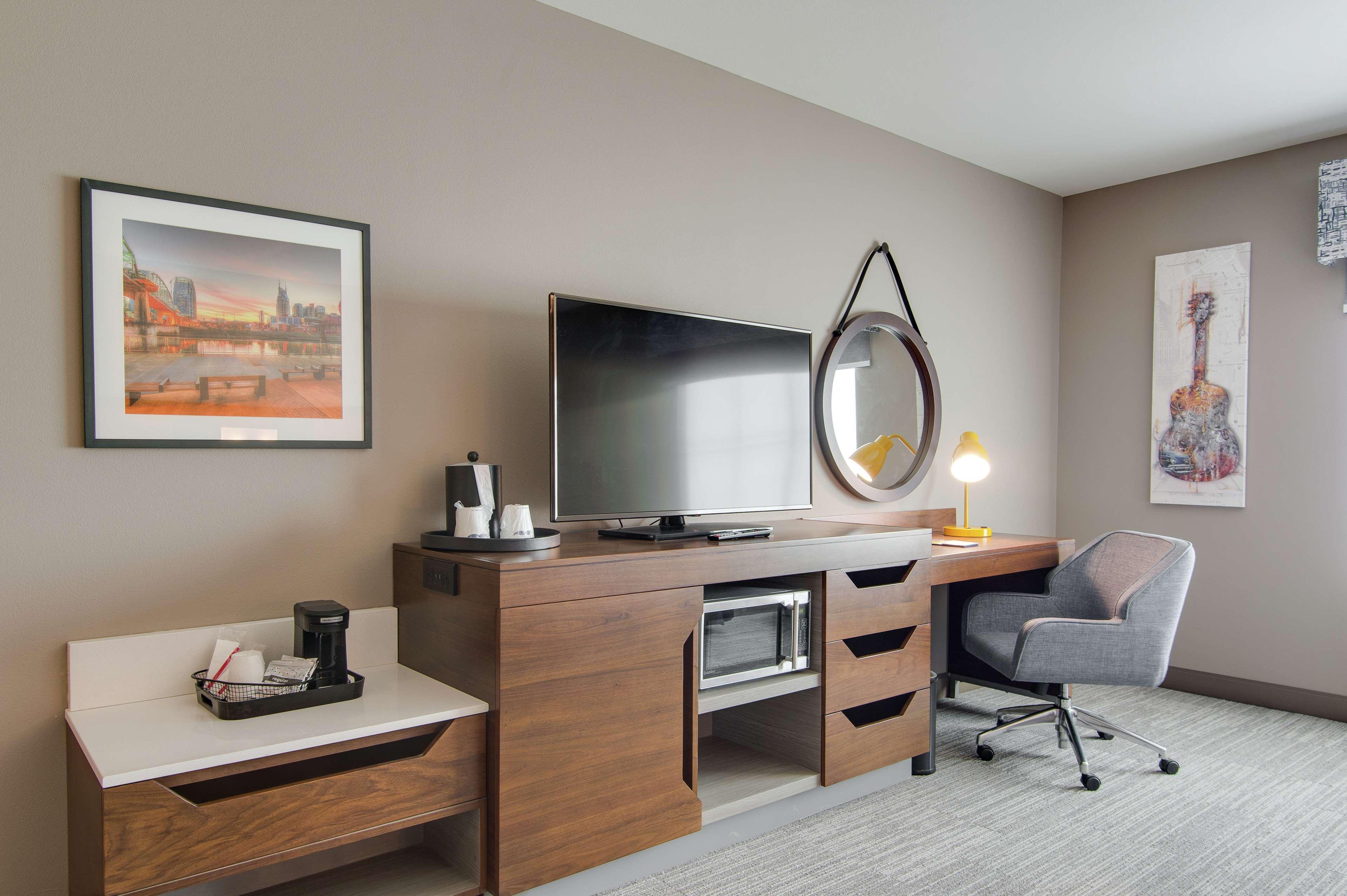 Hampton Inn & Suites By Hilton Nashville North Skyline מראה חיצוני תמונה