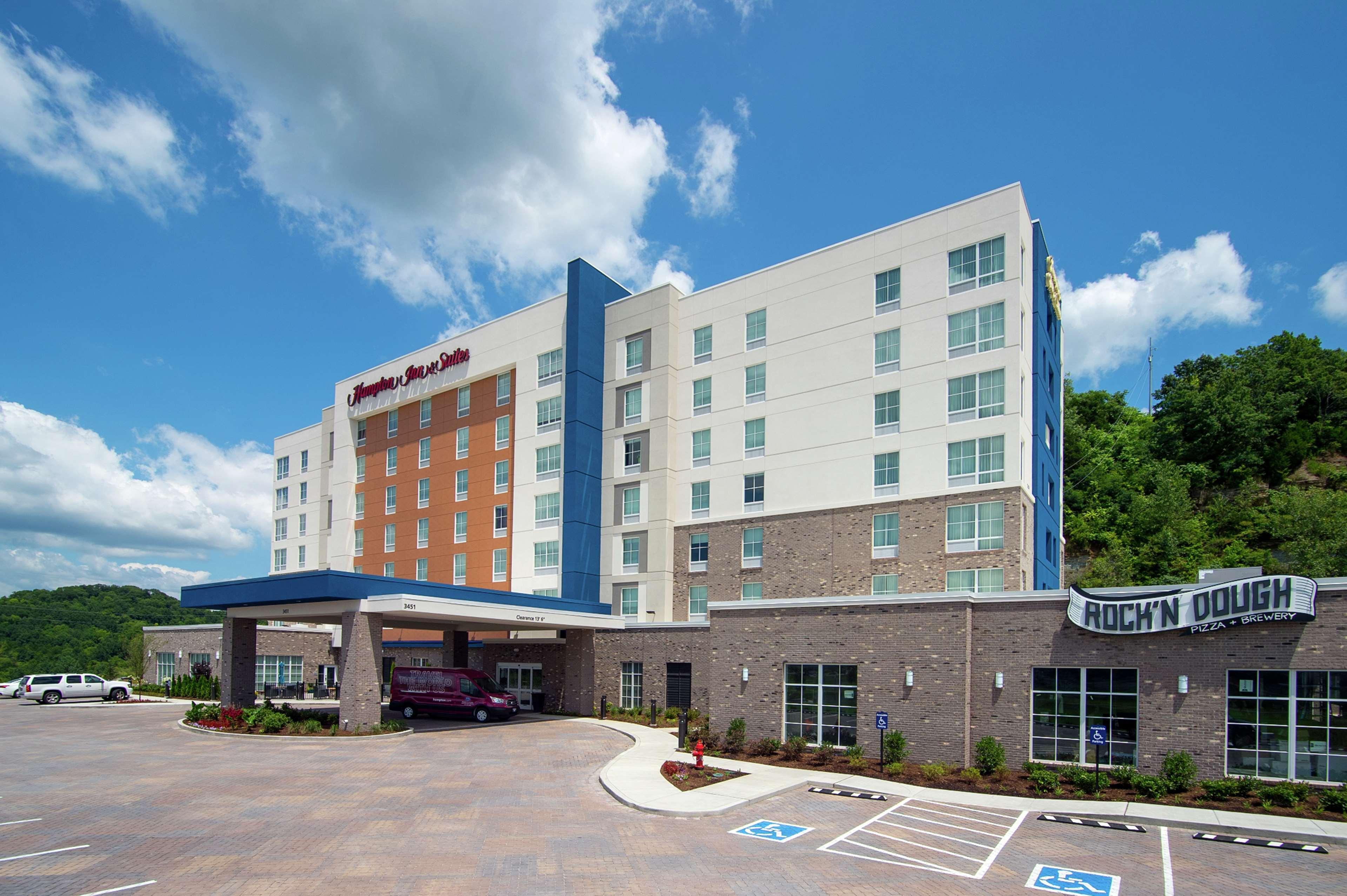 Hampton Inn & Suites By Hilton Nashville North Skyline מראה חיצוני תמונה