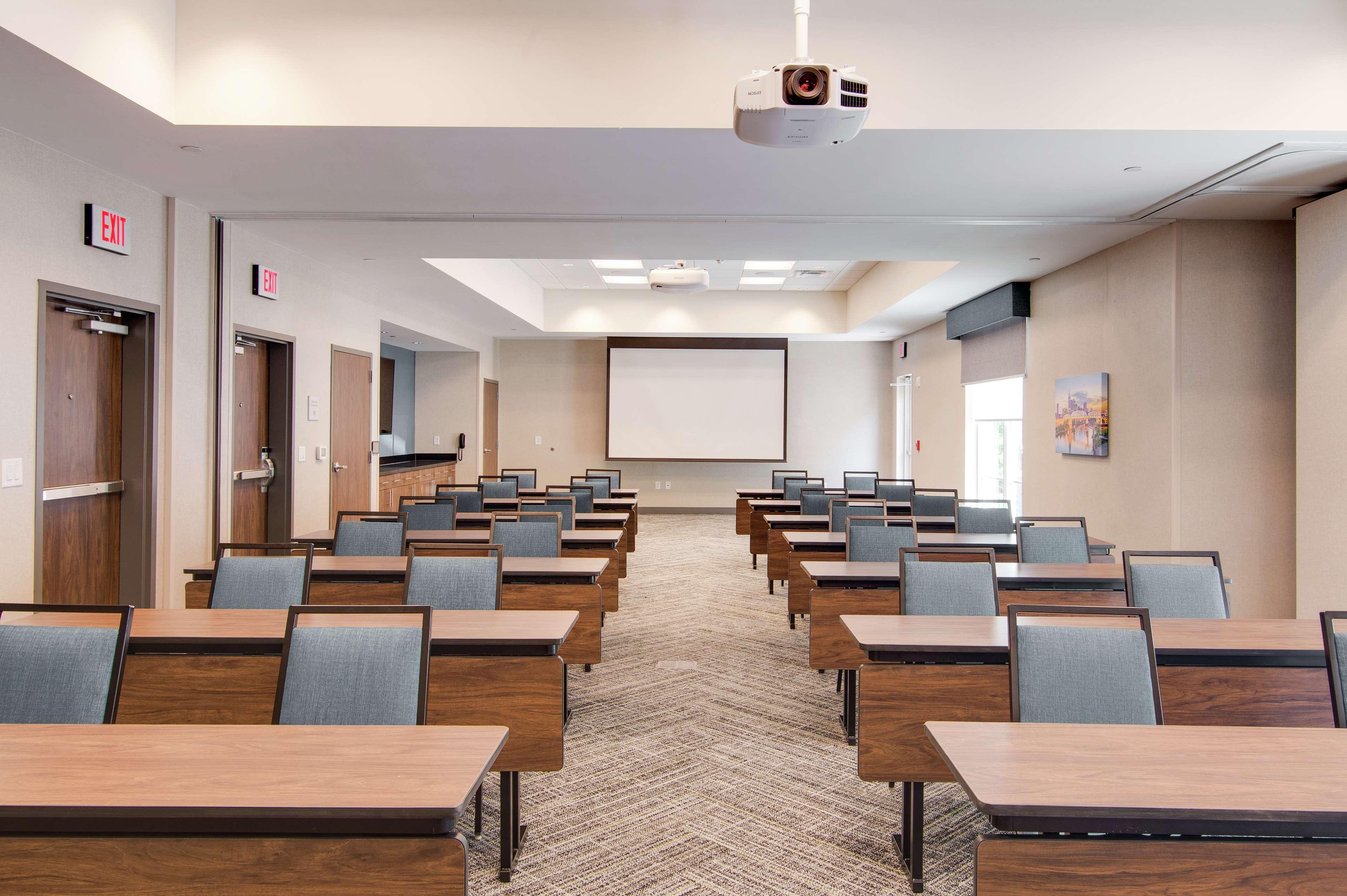 Hampton Inn & Suites By Hilton Nashville North Skyline מראה חיצוני תמונה