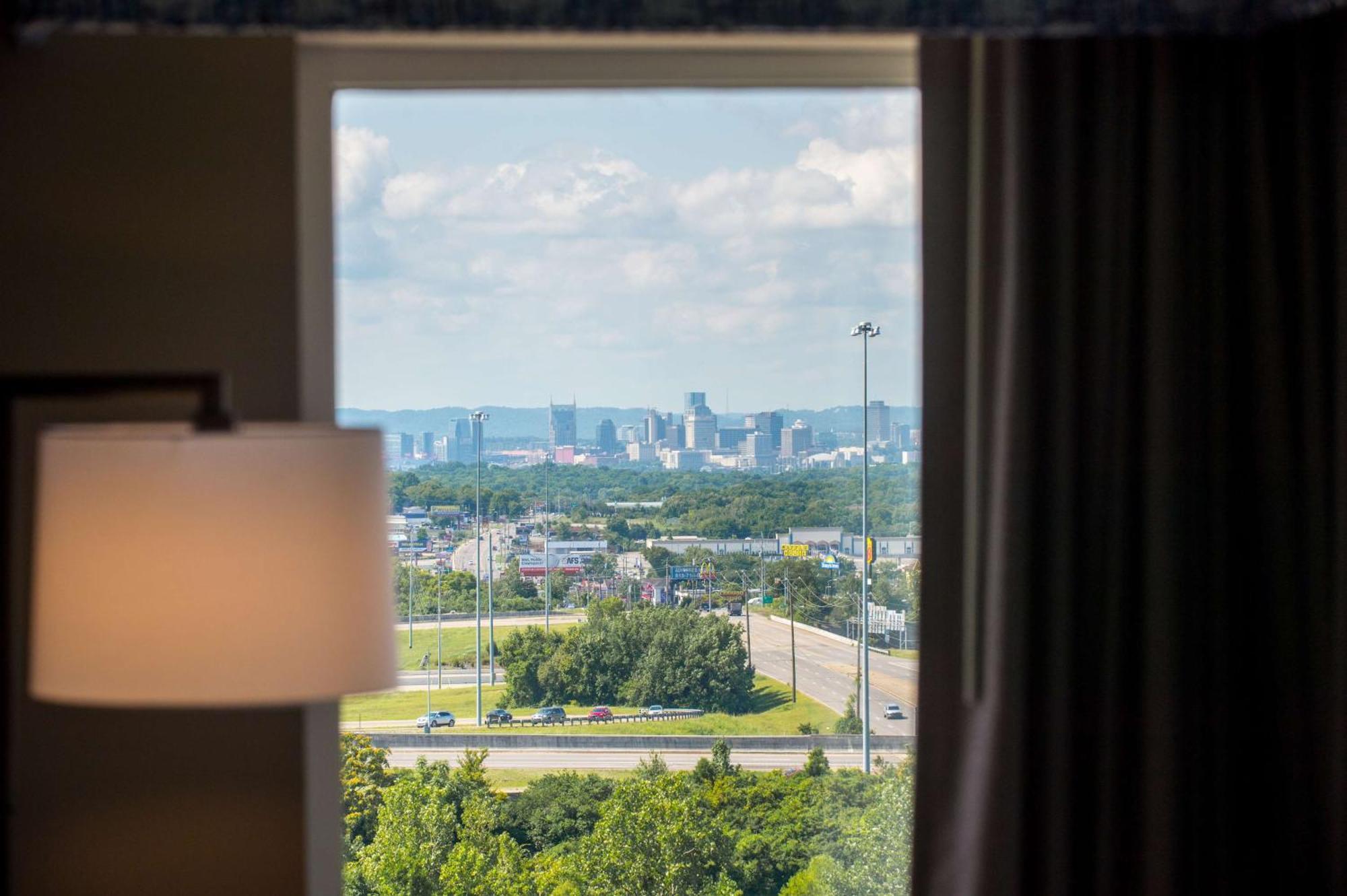 Hampton Inn & Suites By Hilton Nashville North Skyline מראה חיצוני תמונה