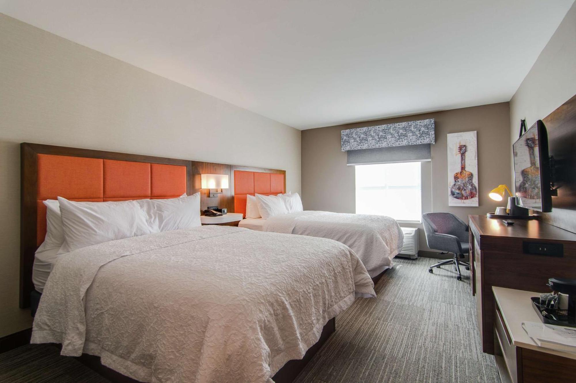 Hampton Inn & Suites By Hilton Nashville North Skyline מראה חיצוני תמונה