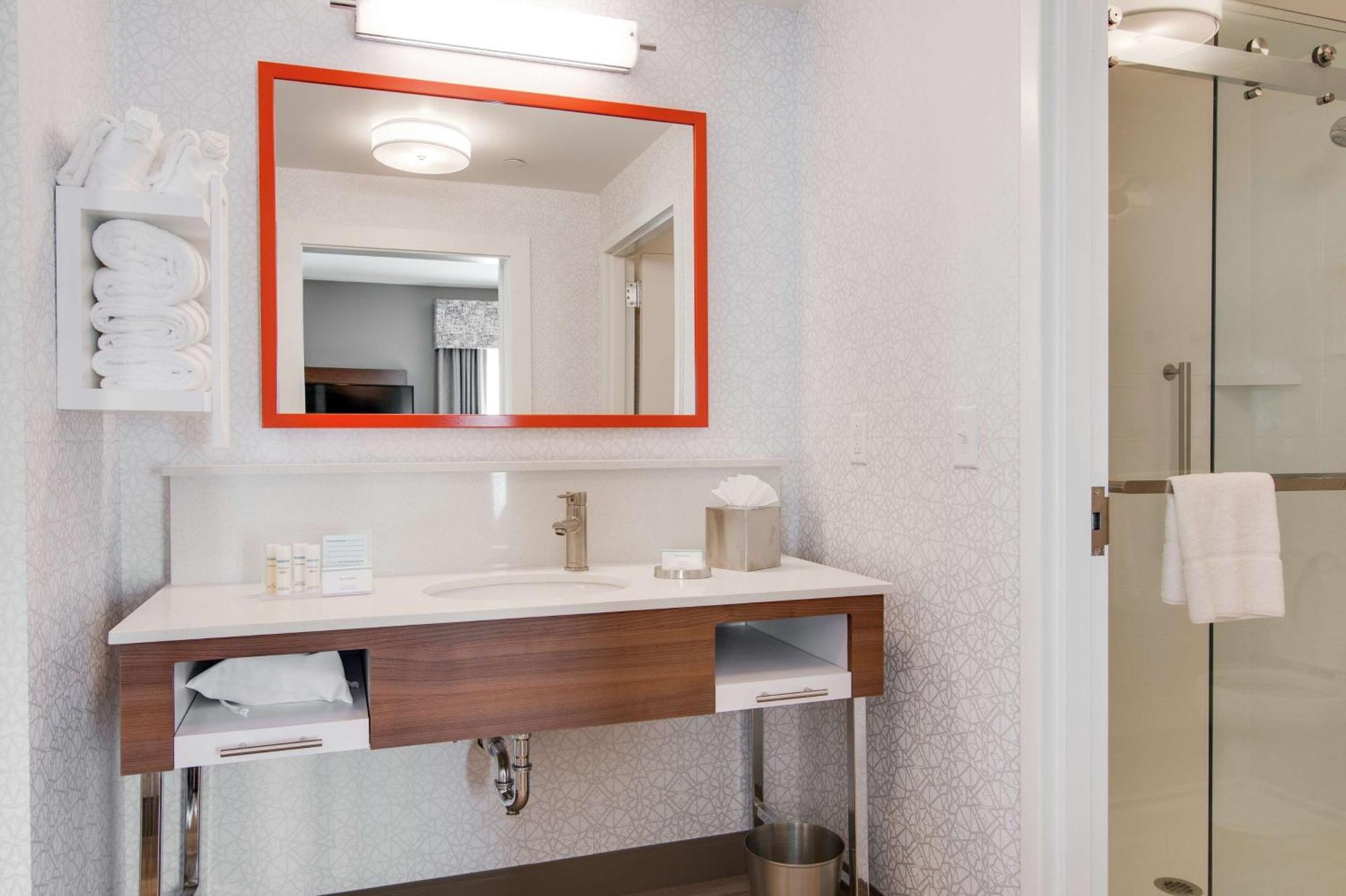 Hampton Inn & Suites By Hilton Nashville North Skyline מראה חיצוני תמונה
