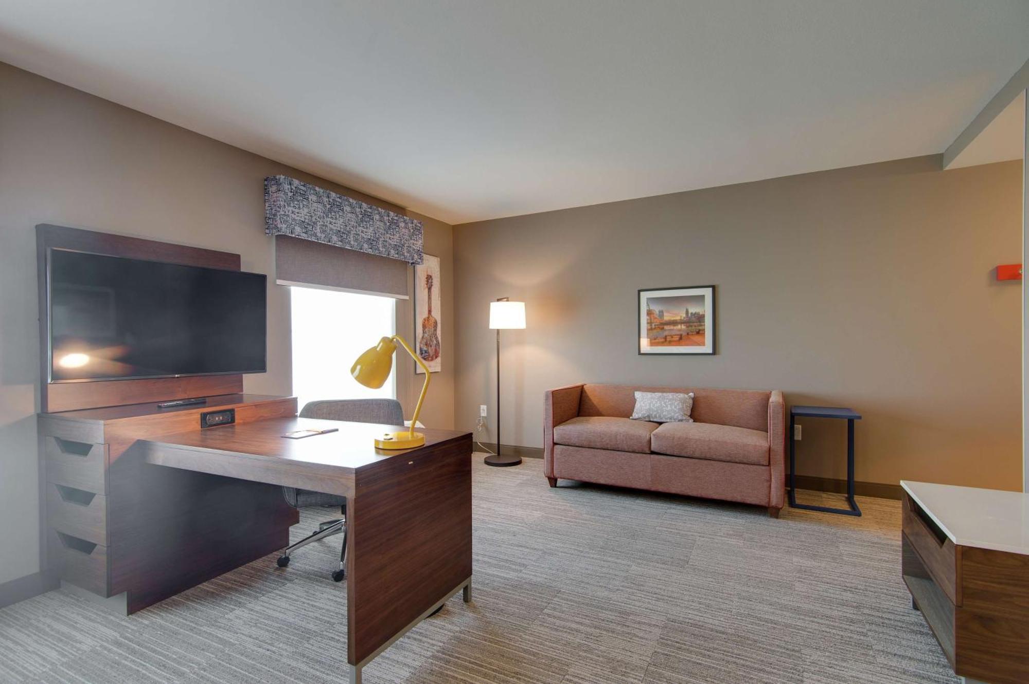 Hampton Inn & Suites By Hilton Nashville North Skyline מראה חיצוני תמונה