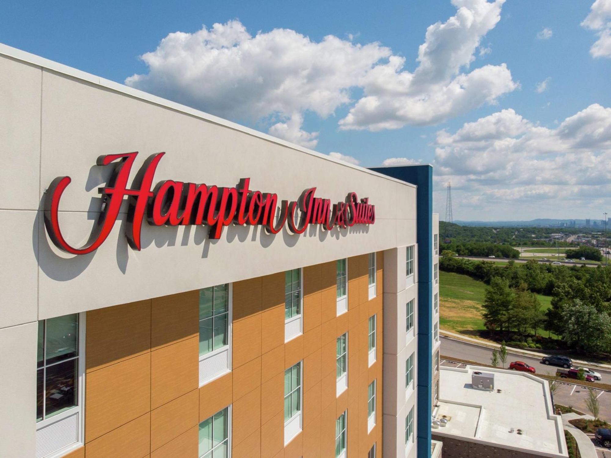 Hampton Inn & Suites By Hilton Nashville North Skyline מראה חיצוני תמונה